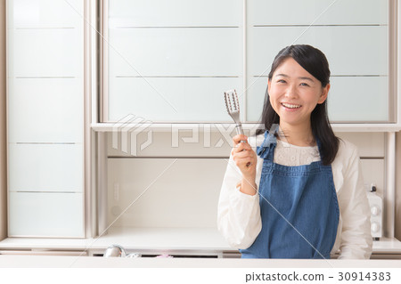 烹調圖像的主婦 30914383