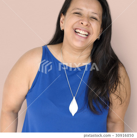 Black Hair Woman Happy Smiling Studio Portrait Black Hair Woman Happy Smiling Studio Portrait 30916850