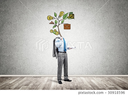 He knows how to earn money He knows how to earn money 30918596