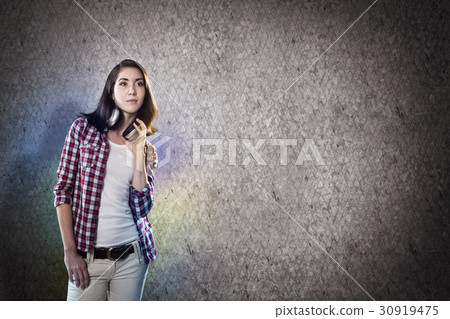 Music lover Music lover 30919475