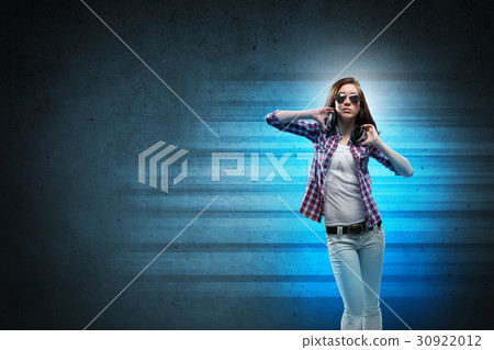 Music lover 30922012