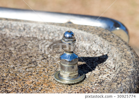 Park drinking fountain Park drinking fountain 30925774