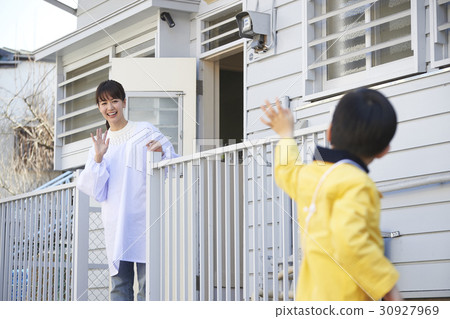 揮動母親的手 揮動母親的手 30927969