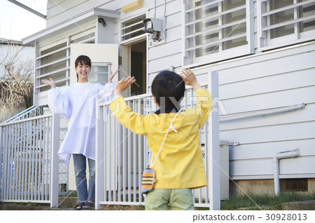 Hands waving mother Hands waving mother 30928013