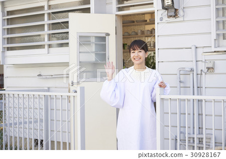 揮動母親的手 30928167