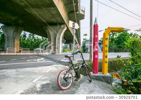 台灣屏東長治自行車道Asia Taiwan Pingtung Bicycle Road 30928701