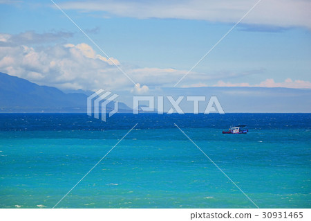 Seascape of boat in Sansiantai 30931465