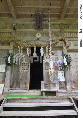 Shinshu Otari村的神社Nakaya Omiya Suwa神社崇拜神社崇拜Su訪高野區的信仰中心存在Honten Tadashi / 30937608