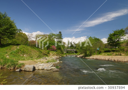 Shinshu Hakuba village sightseeing spot Suspension bridge Popular shooting spot which can be taken against Hakuba mountains Shinshu Hakuba village sightseeing spot Suspension bridge Popular shooting spot which can be taken against Hakuba mountains 30937894