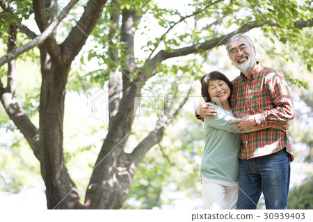 新綠色資深oshidori夫婦 新綠色資深oshidori夫婦 30939403