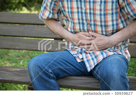 Senior abdominal pain Senior abdominal pain 30939627