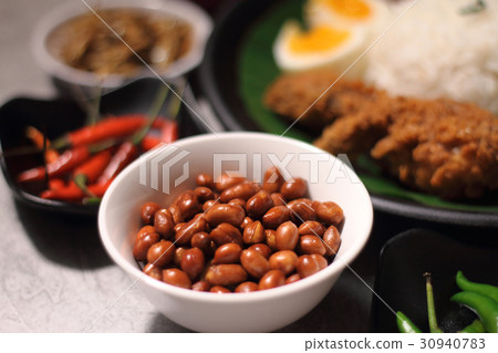 Nasi lemak ingredients 30940783