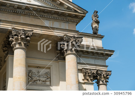 historic building pillars, columns and capitals historic building pillars, columns and capitals 30945796