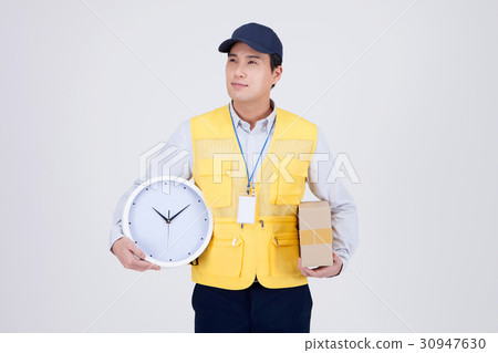 A delivery man 093 30947630