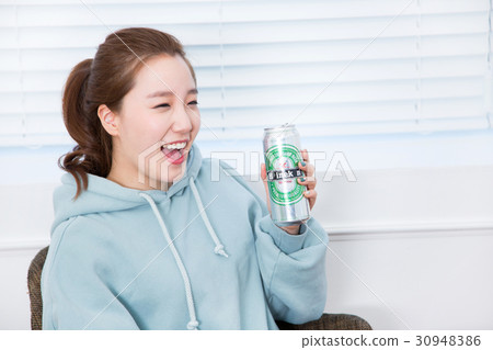 Woman life 394 Woman life 394 30948386