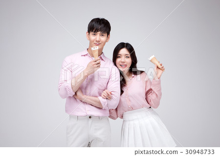Couple 129 Couple 129 30948733