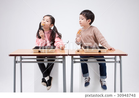 Children 068 Children 068 30948748