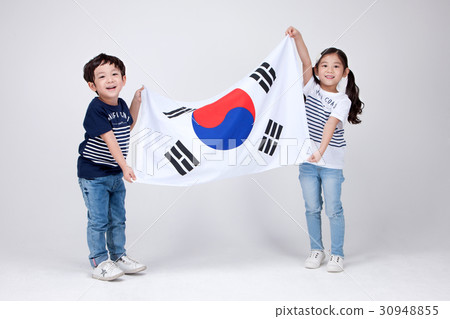 Children 163 Children 163 30948855