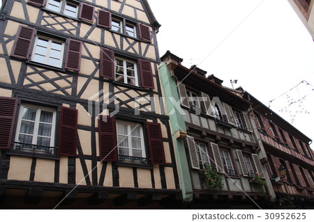 Townscape of Colmar's tree Townscape of Colmar's tree 30952625