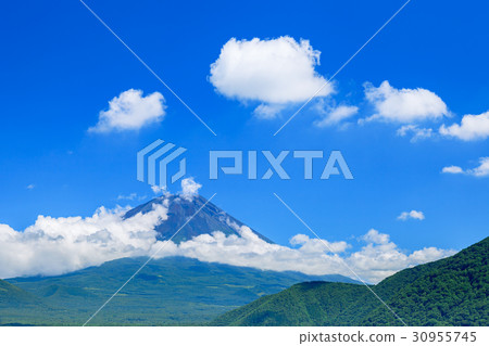 富士山和雲在夏天 30955745