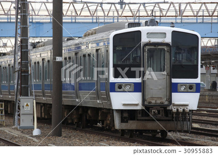 常磐線415系列不銹鋼車被高橋站扣留 常磐線415系列不銹鋼車被高橋站扣留 30955883