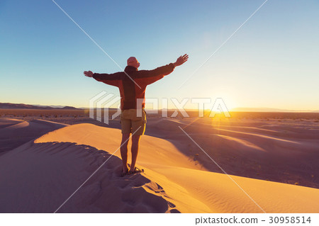 Hike in desert Hike in desert 30958514