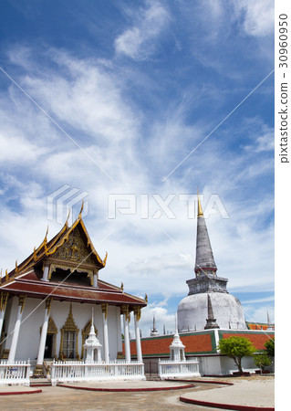 Ancient Pagoda in Wat Mahathat temple 30960950