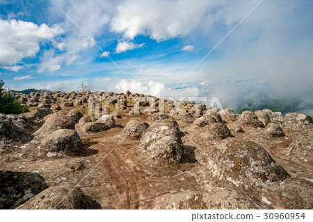Laan Hin Pum Viewpoint at Phu Hin Rong Kla 30960954
