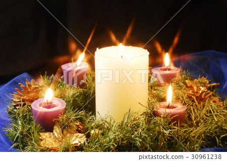 Birth place. Candlelight 30961238