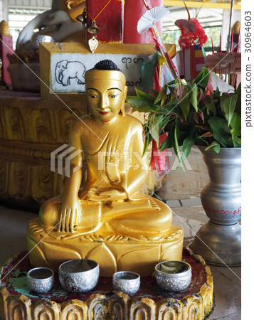 Buddha statue of Myanmar Buddha statue of Myanmar 30964603