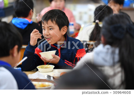 學校午餐 30964608