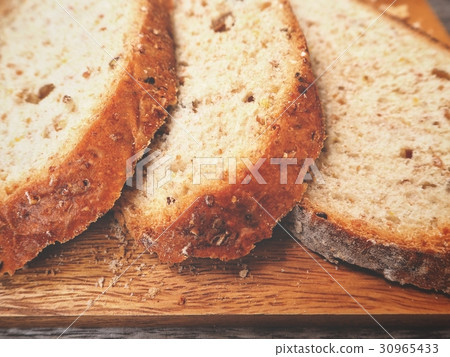 Crusty bread 30965433