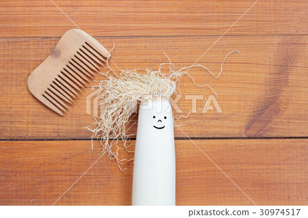 Creative hairstyle. Fun with food 30974517