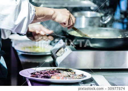 chef at work 30977874