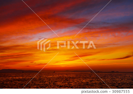 Sunset of Hakata Bay 30987555