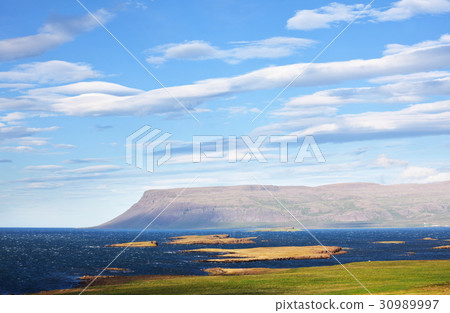 Iceland 30989997