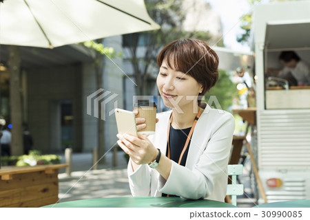 休閑職業女性咖啡館 30990085