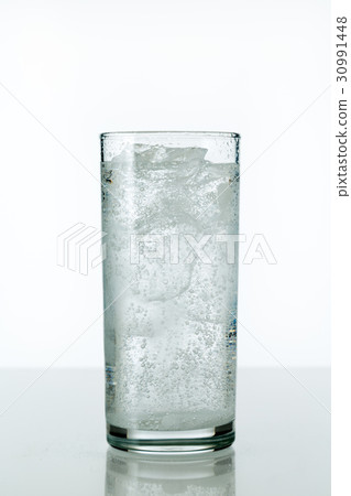 碳酸水 碳酸水 30991448