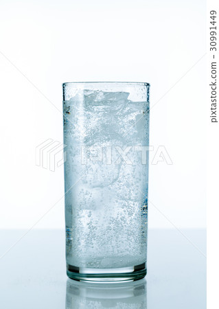 Carbonated water Carbonated water 30991449