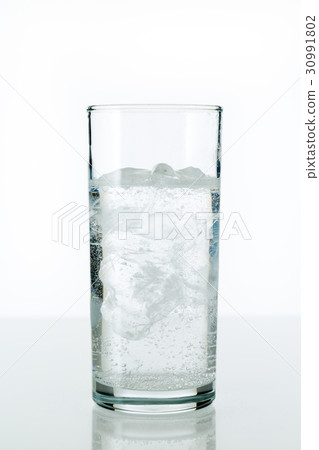 Carbonated water  30991802
