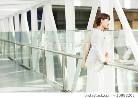 休閒商務女人 30998205