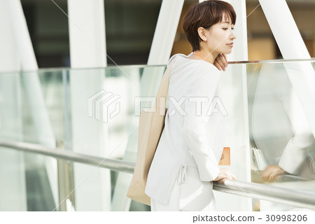 休閒商務女人 30998206