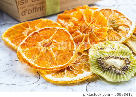  Dried fruit 30998412