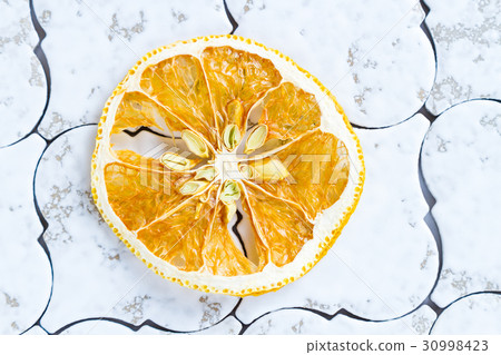  Dried fruit 30998423