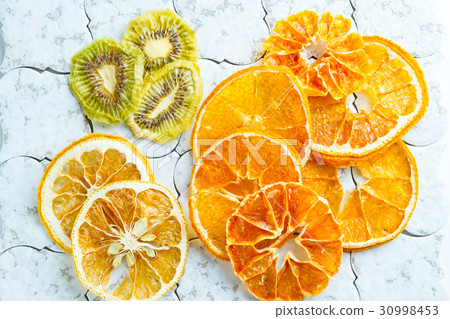  Dried fruit 30998453