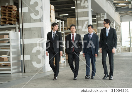 Distribution business businessman image Distribution business businessman image 31004391