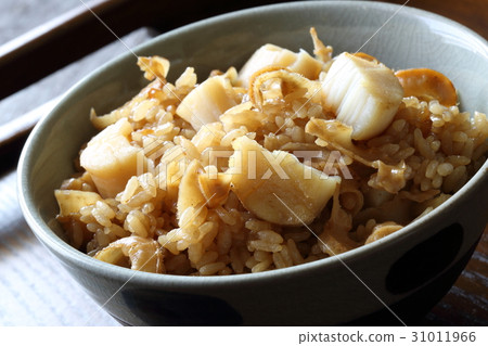 Cooked scallops in scallops 31011966