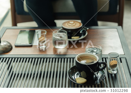 two cup of coffee 31012298
