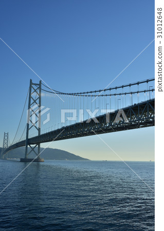 Akashi Kaikyo Bridge under the blue sky Akashi Kaikyo Bridge under the blue sky 31012648