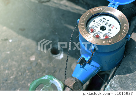 Close up water meter blue color in thailand. 31015987